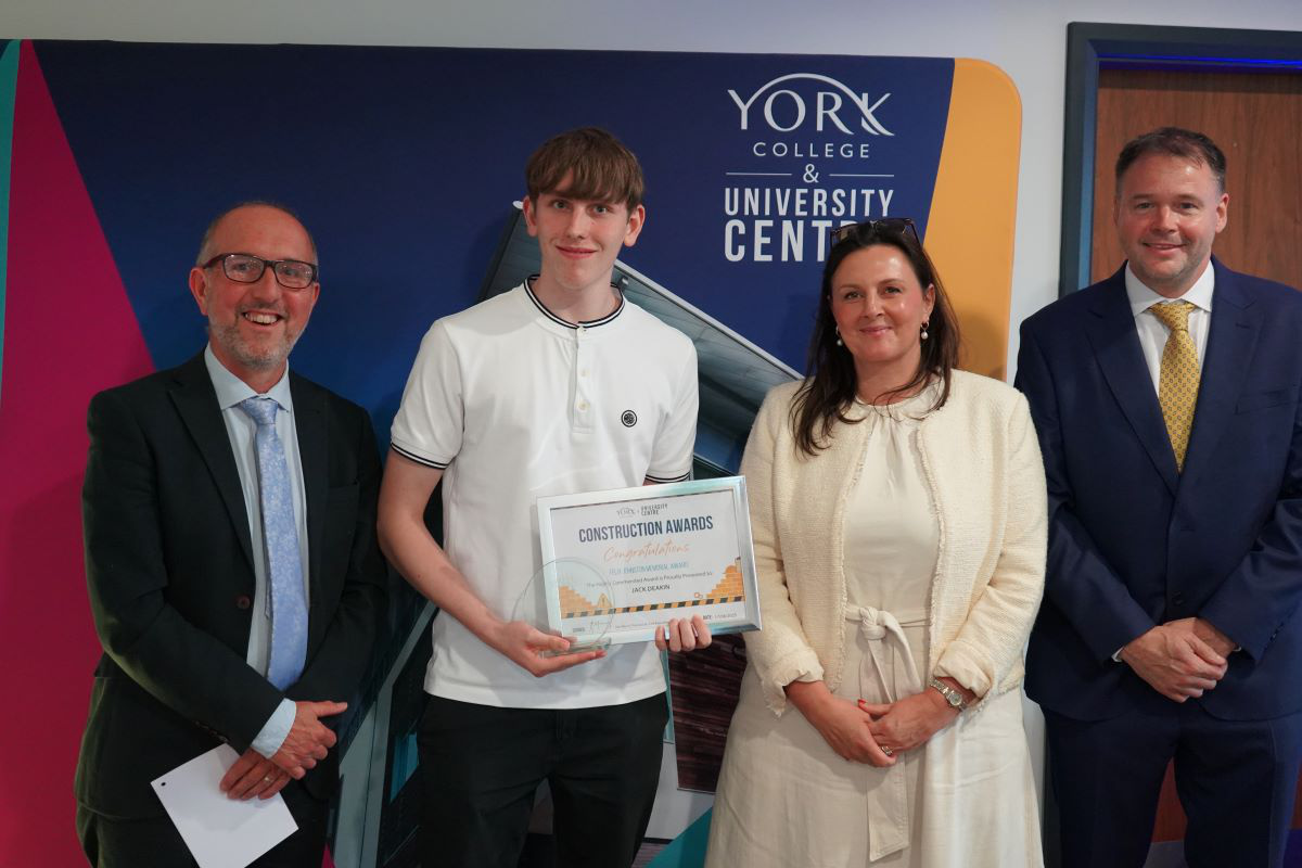 Felix Johnston Award winner Jack Deakin with tutor Ian Walker, Felix's mum Ali Salisbury and York College & University Centre Head of Construction Ash Stokes
