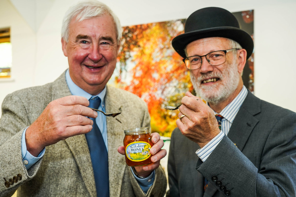 Peter Wright Honey tasting-3