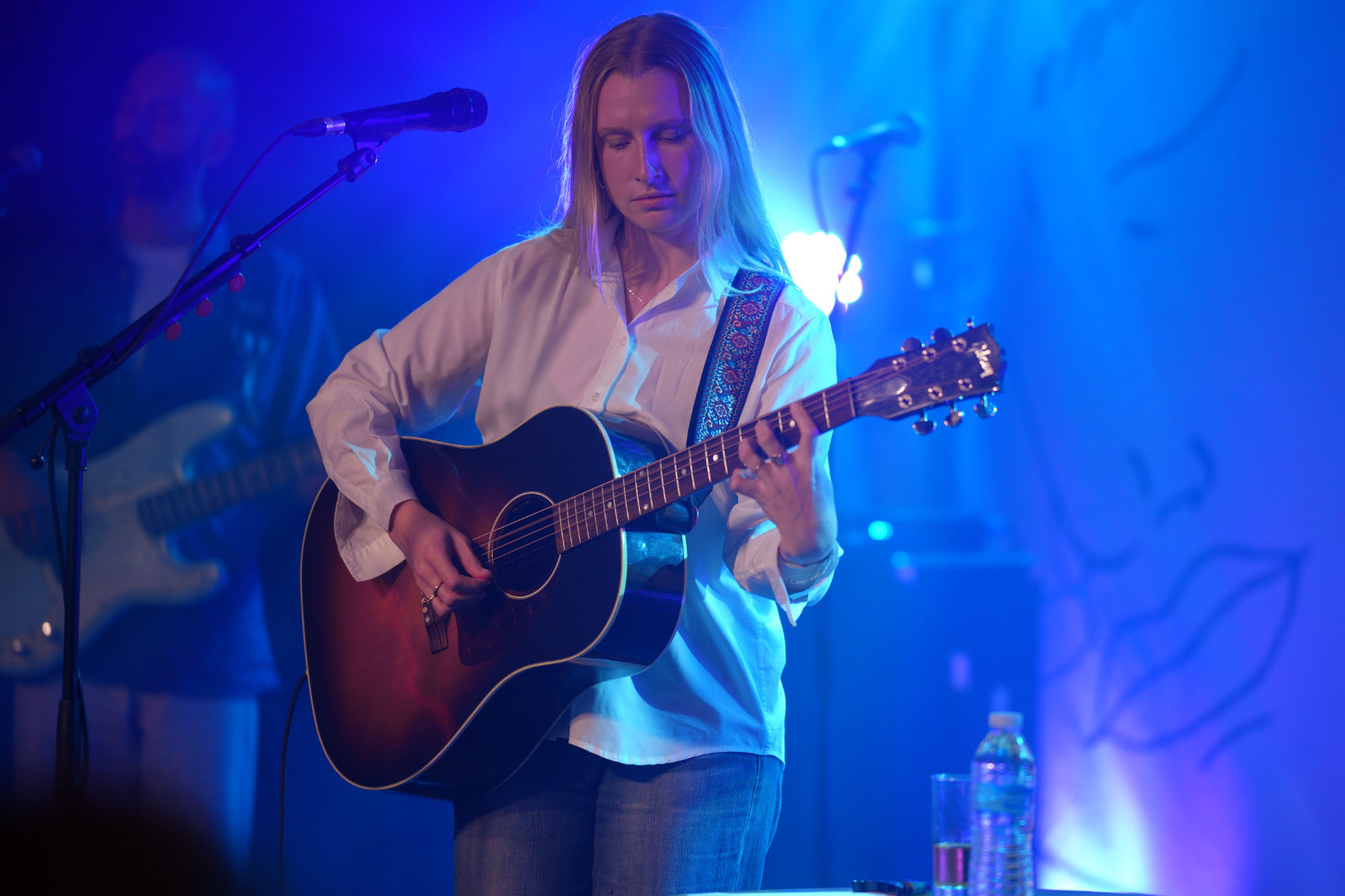 Billie Marten in Leeds Irish Centre