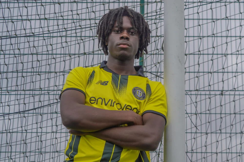 Harrogate Town AFC have signed  Middlesbrough midfielder Brayden Johnson on a season-long loan.